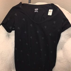 brand new pink vs tee